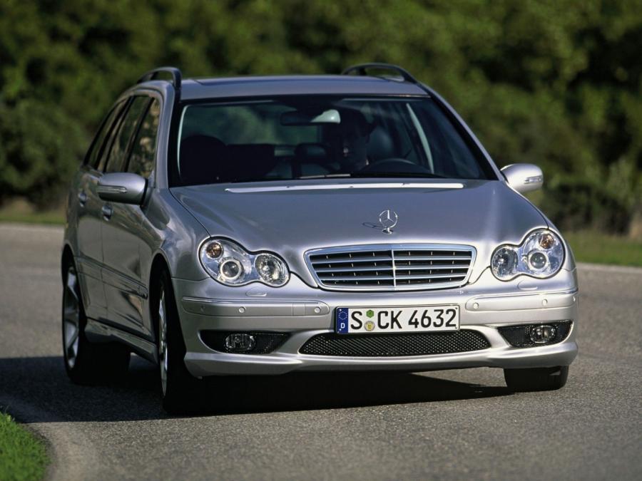  Mercedes-Benz C350 Sport Edition Estate 2005 года  (фото 3 из 7)